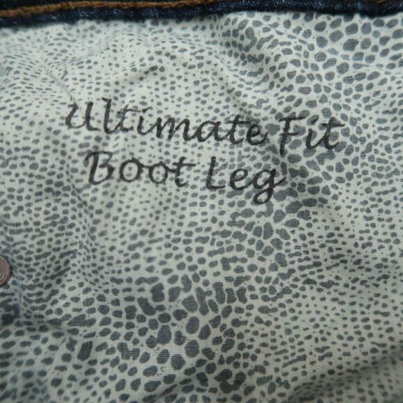 Chico's Platinum Jeans Women's 1S US-8 Short Blue Mid-Rise Boot Leg 29" Inseam - Picture 10 of 16